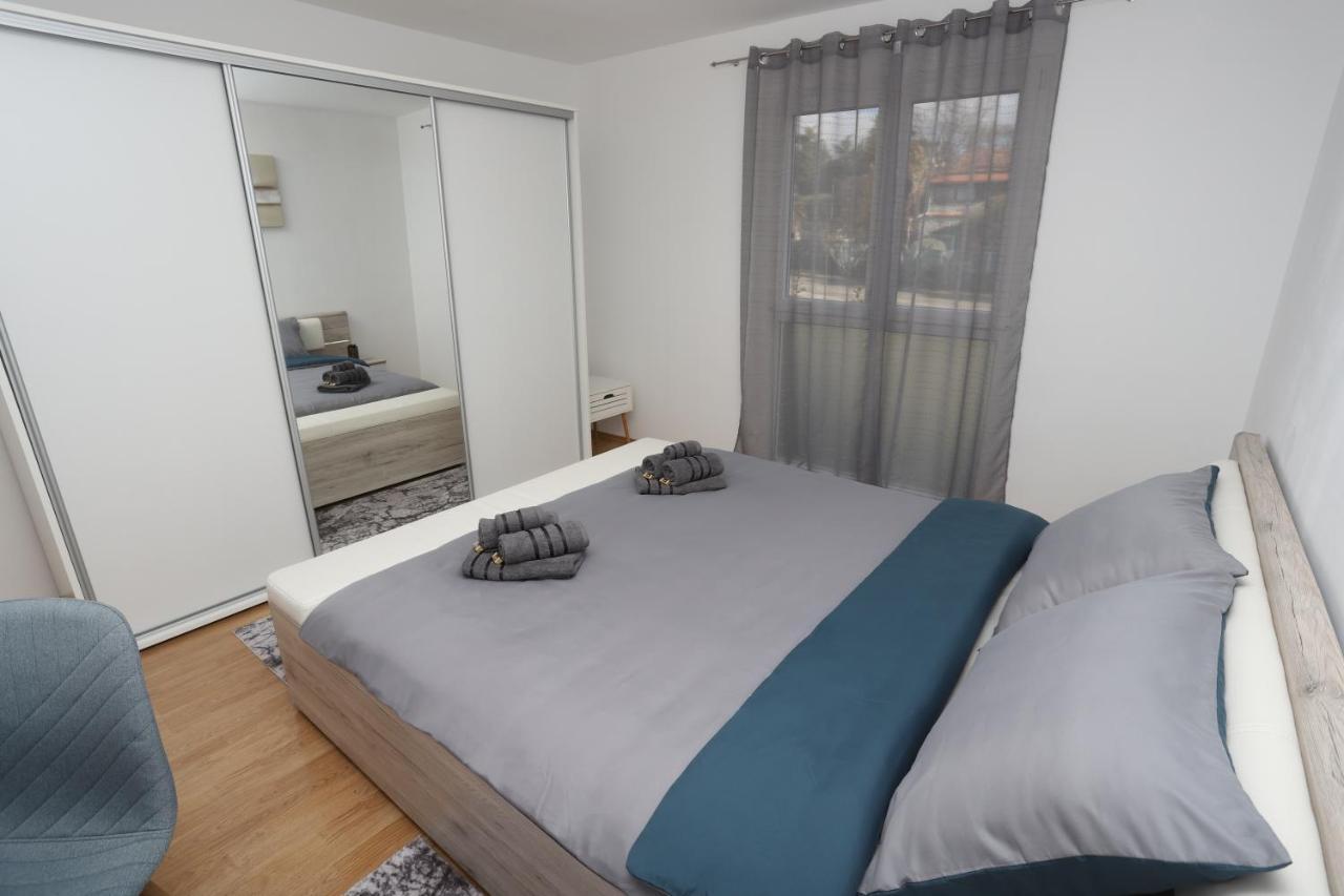Apartman Perla Deluxe Poreč Exteriör bild