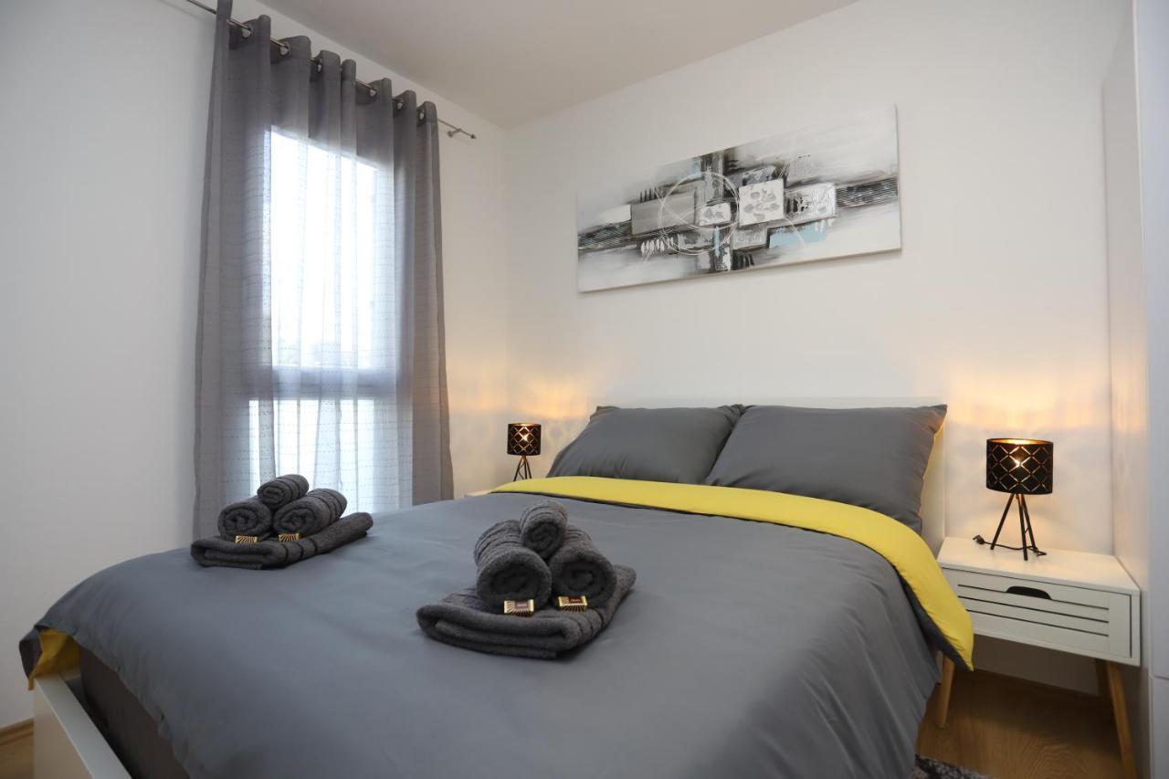 Apartman Perla Deluxe Poreč Exteriör bild
